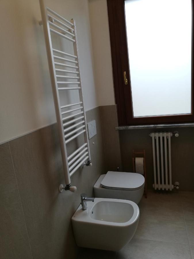 Apartmán La Rosa Rossa Cambiasca Exteriér fotografie