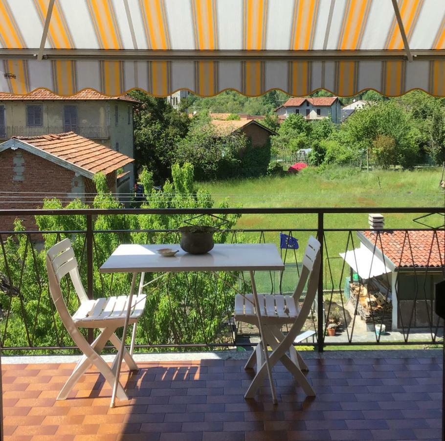 Apartmán La Rosa Rossa Cambiasca Exteriér fotografie